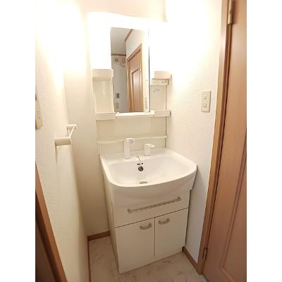 ベルシェーネ　Ｂ 202【管理NO：1-013023802-02020】 ★家具家電は申し込み後に搬入します★の物件写真6