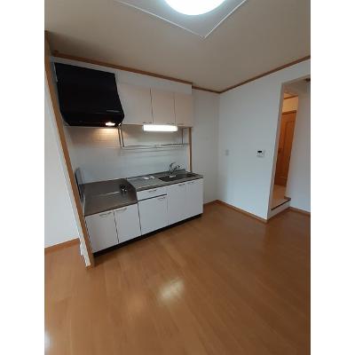 サンシャイン　セレノ 201【管理NO：1-012067301-02010】 ★家具家電は申し込み後に搬入しますの物件写真3