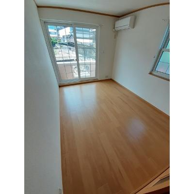 サンシャイン　セレノ 101【管理NO：1-012067301-01010】 ★家具家電は申し込み後に搬入しますの物件写真2