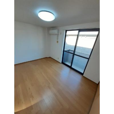 ドミール・ルシパー 203【管理NO：1-010061201-02030】 ★家具家電は申し込み後に搬入しますの物件写真2