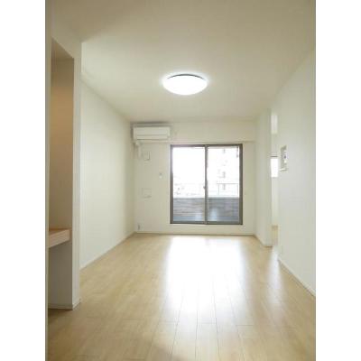 アルメールⅢ 202【管理NO：1-024448701-02020】 ★家具家電は申し込み後に搬入しますの物件写真2