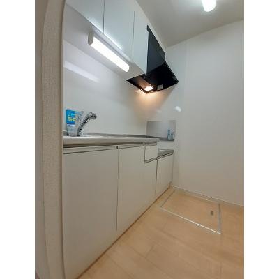 メイビオーラⅢ 101【管理NO：1-022513301-01010】 ★家具家電は申し込み後に搬入します★の物件写真3