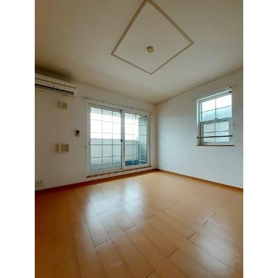 グランデＫⅡ　Ｂ 201【管理NO：1-014893002-02010】 ★家具家電は申し込み後に搬入します★の物件写真2