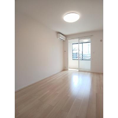 ＤＫ　ＳＥＬＥＣＴ　ラフィネⅢ 203【管理NO：1-028411601-02030】 ★家具家電は申し込み後に搬入します★の物件写真2