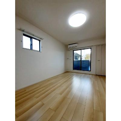 シッフバオ　シティ　今治 201【管理NO：1-027367801-02010】 ★家具家電は申し込み後に搬入しますの物件写真2
