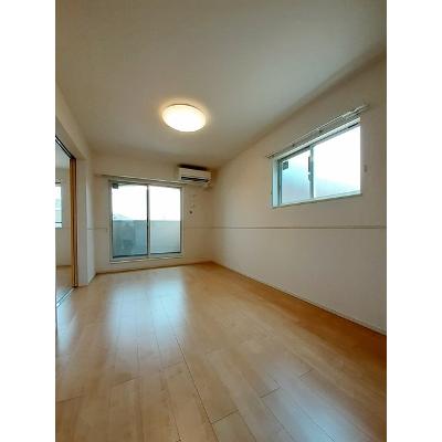 クラール東鳥生　Ｂ 201【管理NO：1-024814702-02010】 ★家具家電は申し込み後に搬入しますの物件写真2