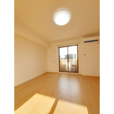 ポルトボヌール４８　Ⅰ 102【管理NO：1-024685201-01020】 ★家具家電は申し込み後に搬入しますの物件写真2