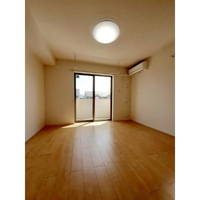 レット・イット・ビィ１ 203【管理NO：1-024053301-02030】 ★家具家電は申し込み後に搬入しますの物件写真2