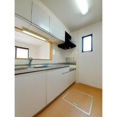 ピ－スフル　ライフ 101【管理NO：1-015575001-01010】 ★家具家電は申し込み後に搬入します★ ★2026年12月中旬入居可能★の物件写真3