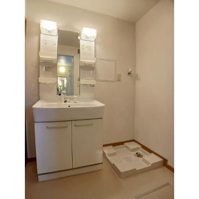 apartment 愛媛県今治市東村南１丁目７番１５号 

↓地図はこちらから