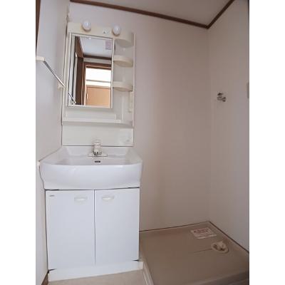 リフティートリウ 205【管理NO：1-010995101-02040】 ★家具家電は申し込み後に搬入します★の物件写真6