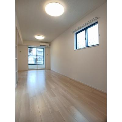 ウェルリッチ柿原　Ⅱ 101【管理NO：1-027930002-01010】 ★家具家電は申し込み後に搬入します★の物件写真2