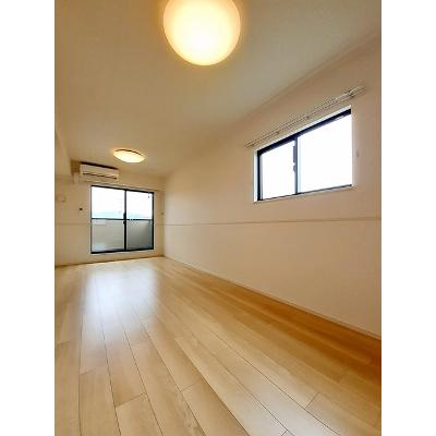葉月 201【管理NO：1-027611201-02010】 ★家具家電は申し込み後に搬入します★の物件写真2
