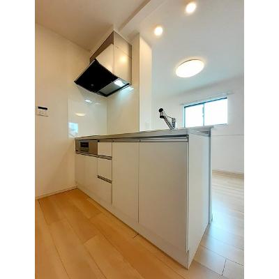 葉月 201【管理NO：1-027611201-02010】 ★家具家電は申し込み後に搬入します★の物件写真3
