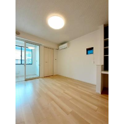 エルホワイト　Ⅱ 105【管理NO：1-026904702-01040】 ★家具家電は申し込み後に搬入しますの物件写真2