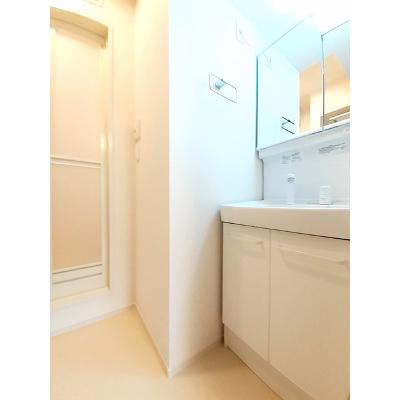 エルホワイト　Ⅱ 105【管理NO：1-026904702-01040】 ★家具家電は申し込み後に搬入しますの物件写真6