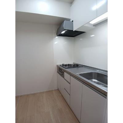 セント・クロノス 203【管理NO：1-024822601-02030】 ★家具家電は申し込み後に搬入しますの物件写真3