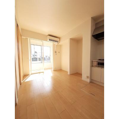 レジデンスＴ・ＷＥＳＴ　Ⅱ 103【管理NO：1-024273201-01030】 ★家具家電は申し込み後に搬入します★の物件写真2