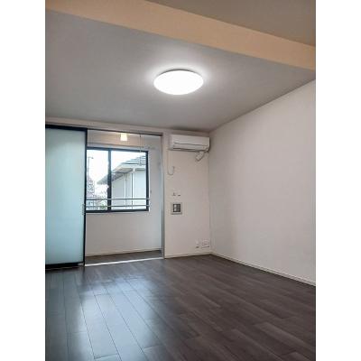 ジュネス　華 201【管理NO：1-020597301-02010】 ★家具家電は申し込み後に搬入します★の物件写真2