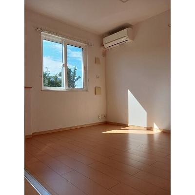 ガーデン西垣生 103【管理NO：1-016740901-01030】 ★家具家電は申し込み後に搬入します★の物件写真2