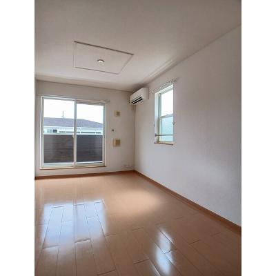 ゼファーＣ 201【管理NO：1-014880103-02010】 ★家具家電は申し込み後に搬入しますの物件写真2