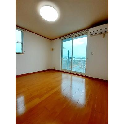 ブルームンＡ 201【管理NO：1-013147601-02010】 ★家具家電は申し込み後に搬入します★の物件写真2