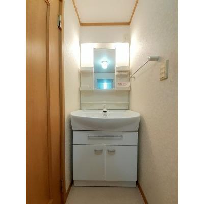 apartment 愛媛県東温市田窪３００４番地８ 

↓地図はこちらから