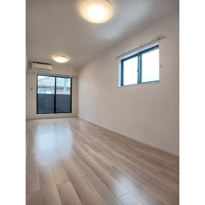 エストレージャⅠ 201【管理NO：1-028360901-02010】 ★家具家電は申し込み後に搬入しますの物件写真2