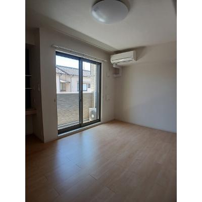 シャンテ・クレール 102【管理NO：1-024285201-01020】 ★家具家電は申し込み後に搬入しますの物件写真2