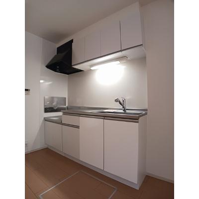 アンダー　ワン　ルーフ　Ⅰ 102【管理NO：1-019431001-01020】 ★家具家電は申し込み後に搬入しますの物件写真3