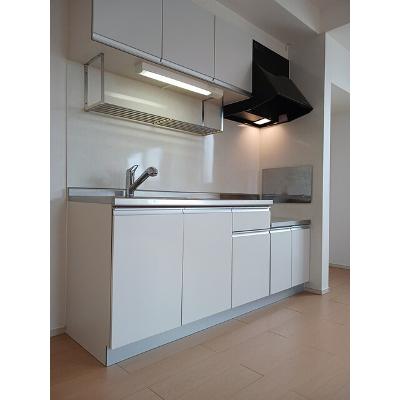 フォルトゥーナ　Ⅱ 202【管理NO：1-017915302-02020】 ★家具家電は申し込み後に搬入します★の物件写真3