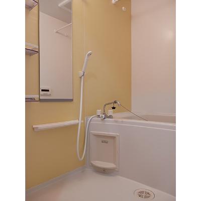 フォルトゥーナ　Ⅱ 202【管理NO：1-017915302-02020】 ★家具家電は申し込み後に搬入します★の物件写真4
