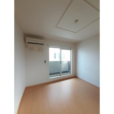エルヴェ・クレール 201【管理NO：1-016022301-02010】 ★家具家電は申し込み後に搬入します★の物件写真2
