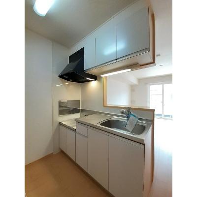 カーサ・ミトモⅡ 102【管理NO：1-015814002-01020】 ★家具家電は申し込み後に搬入します★の物件写真3