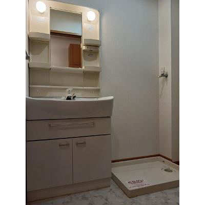 グラン・シャリオ　Ａ 103【管理NO：1-014324101-01030】 ★家具家電は申し込み後に搬入します★の物件写真6