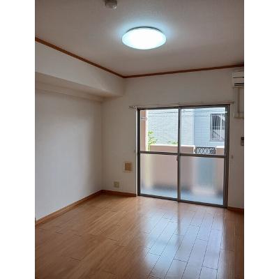 プリムローズ小坂 206【管理NO：1-013458601-02050】 ★家具家電は申し込み後に搬入します 2026年08月中旬入居可能の物件写真2