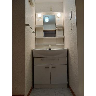 サンリット 203【管理NO：1-013458101-02030】 ★家具家電は申し込み後に搬入します★の物件写真6