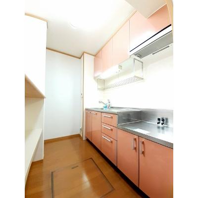 ウインド・ヒルⅡ 102【管理NO：1-013392402-01020】 ★家具家電は申し込み後に搬入します★の物件写真3