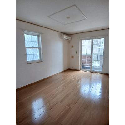アクテュエルＴ 105【管理NO：1-013167401-01040】 ★家具家電は申し込み後に搬入します★の物件写真2