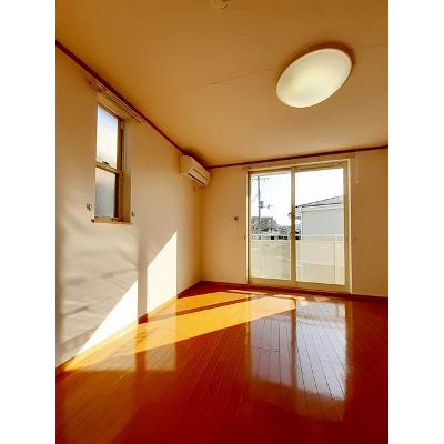 ブルームンＢ 201【管理NO：1-013147602-02010】 ★家具家電は申し込み後に搬入します★の物件写真2