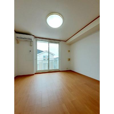 チェリッシュⅡ 202【管理NO：1-012955002-02020】 ★家具家電は申し込み後に搬入します★の物件写真2
