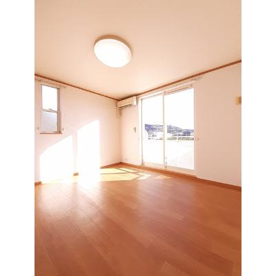 チェリッシュⅠ 201【管理NO：1-012955001-02010】 ★家具家電は申し込み後に搬入しますの物件写真2