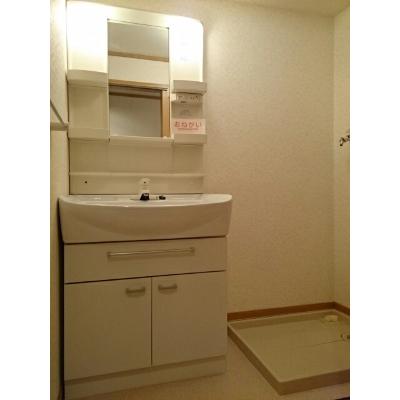 モダン 101【管理NO：1-012826601-01010】 ★家具家電は申し込み後に搬入します★の物件写真6