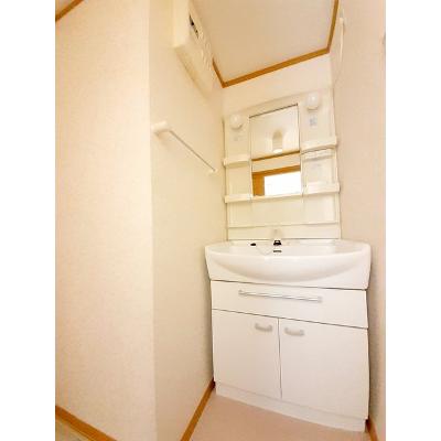 プラシードカーサⅡ 203【管理NO：1-012573102-02030】 ★家具家電は申し込み後に搬入しますの物件写真6