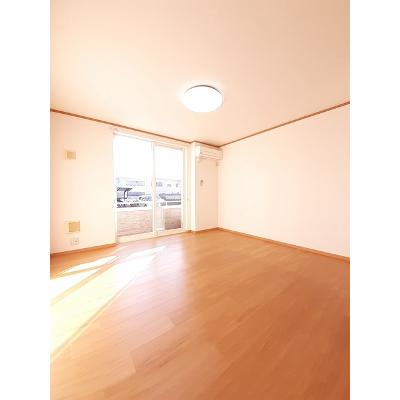 プラシードカーサⅡ 101【管理NO：1-012573102-01010】 ★家具家電は申し込み後に搬入します★の物件写真2