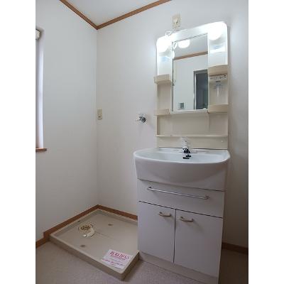 エルホワイトプチ 101【管理NO：1-012497501-01010】 ★家具家電は申し込み後に搬入しますの物件写真6