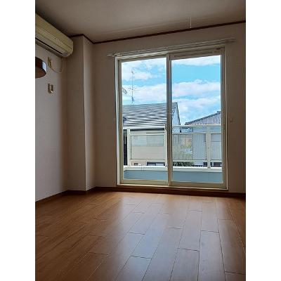 セレノ 201【管理NO：1-012448301-02010】 ★家具家電は申し込み後に搬入しますの物件写真2