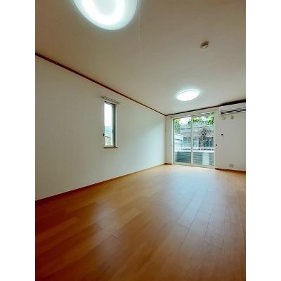 メゾン・ラ・ジェルメ 105【管理NO：1-012378701-01040】 ★家具家電は申し込み後に搬入します★の物件写真2