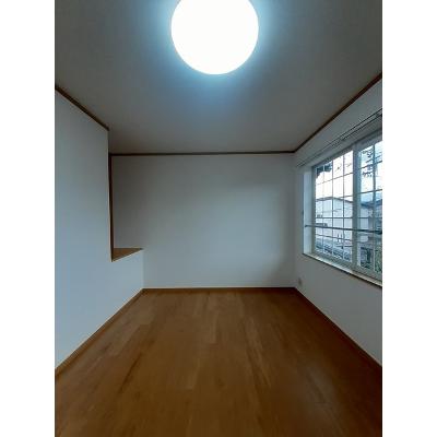 ラルジュ 202【管理NO：1-012272601-02020】 ★家具家電は申し込み後に搬入します★の物件写真2