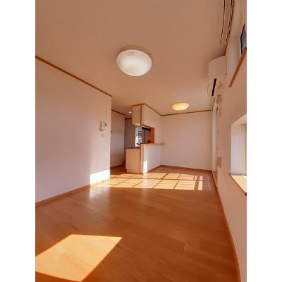 サン　リット　Ａ 203【管理NO：1-012200601-02030】 ★家具家電は申し込み後に搬入しますの物件写真2